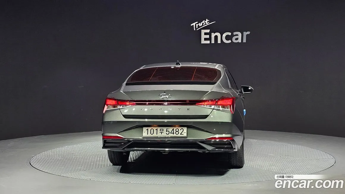 Hyundai AVANTE — фото 4