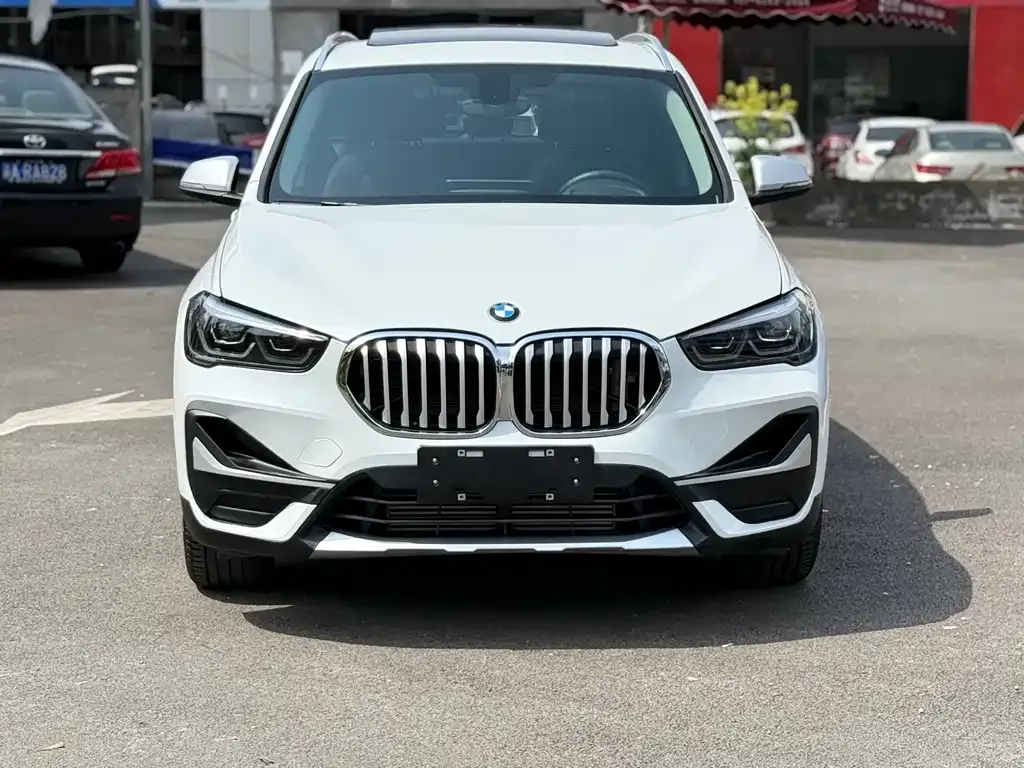 BMW X1 — фото 2