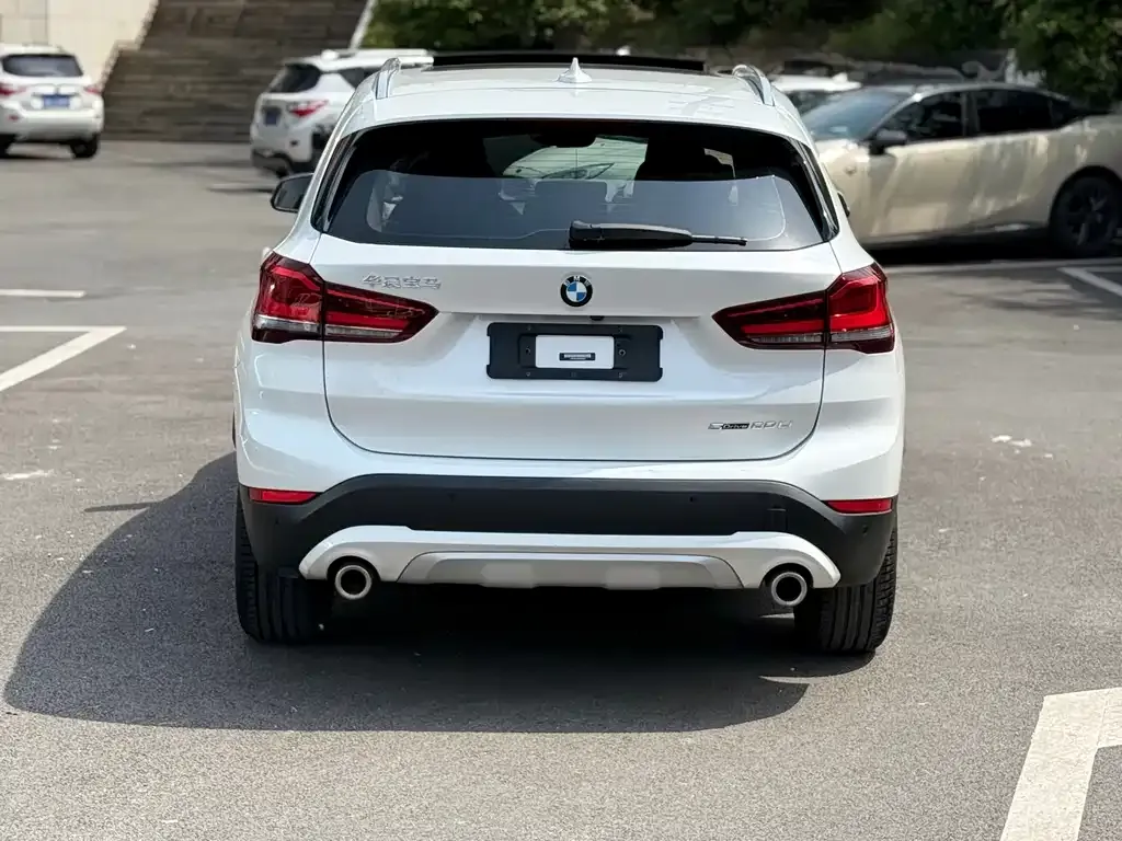 BMW X1 — фото 4