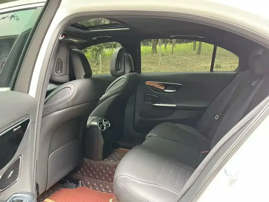 Mercedes-Benz C-Class — фото 5