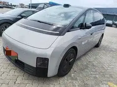 Li Auto MEGA — фото 1