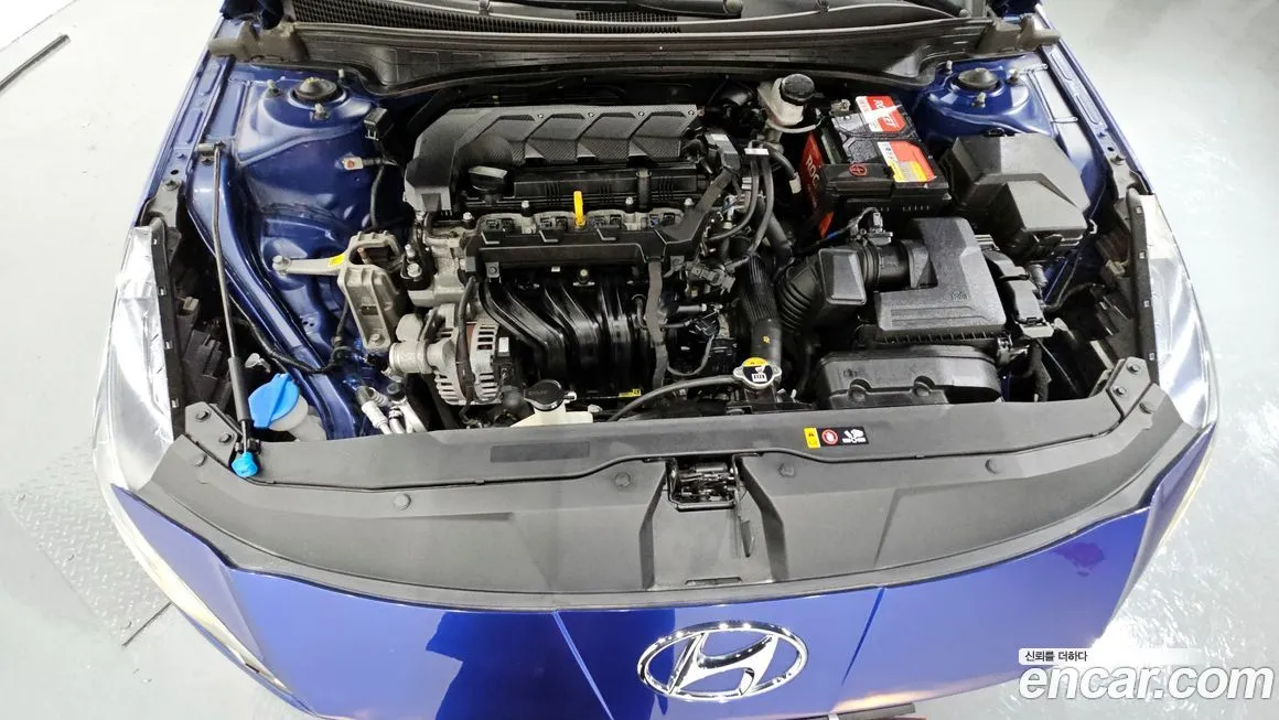 Hyundai AVANTE — фото 6