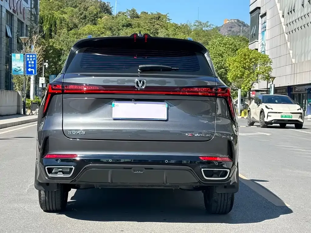 Changan CS75 PLUS — фото 10