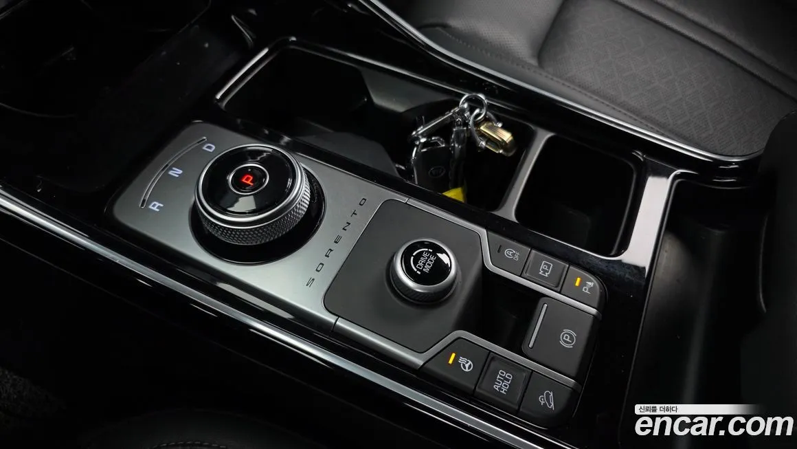 Kia Sorento — фото 9