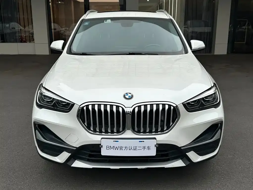 BMW X1 — фото 5