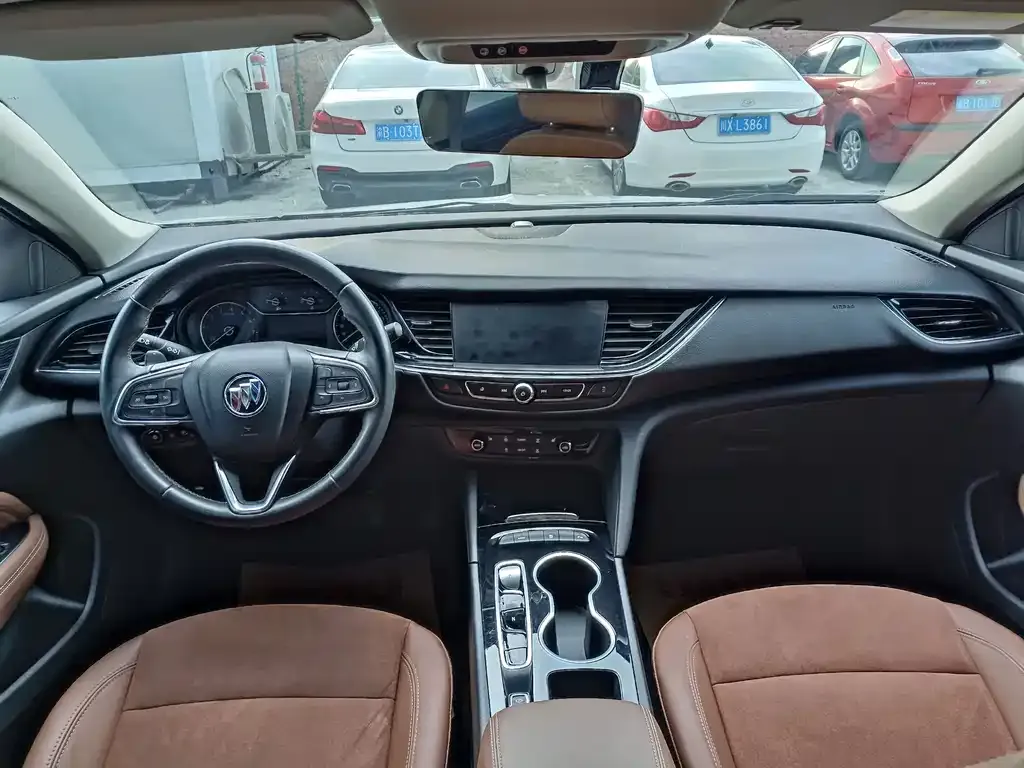 Buick Regal — фото 8