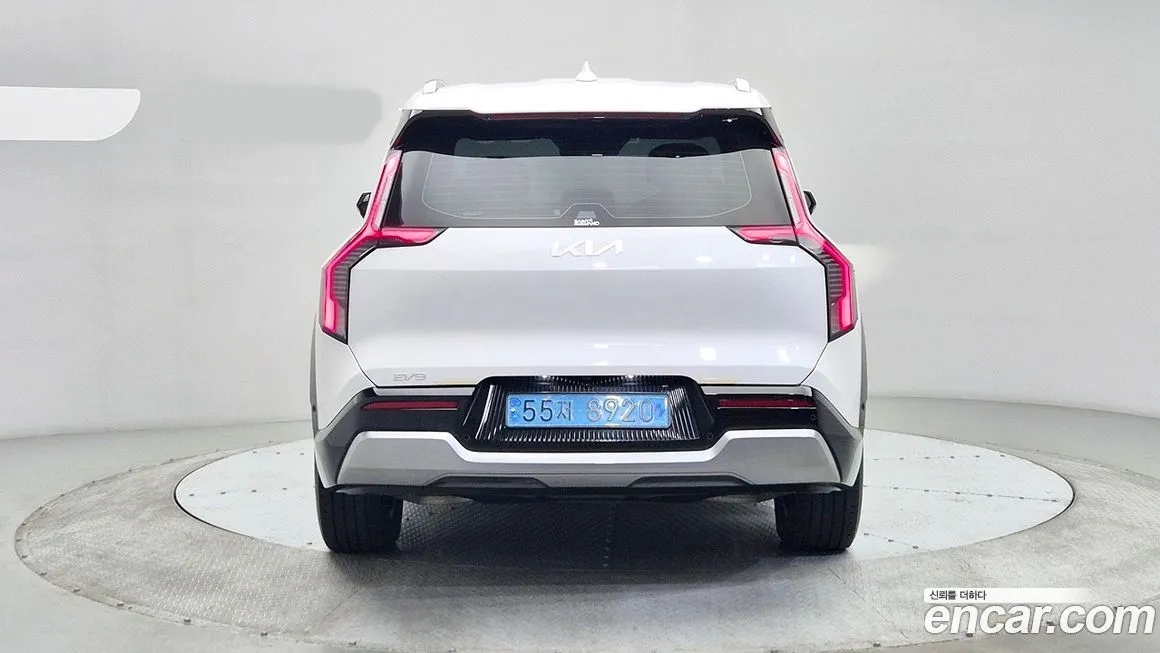 Kia EV9 — фото 4