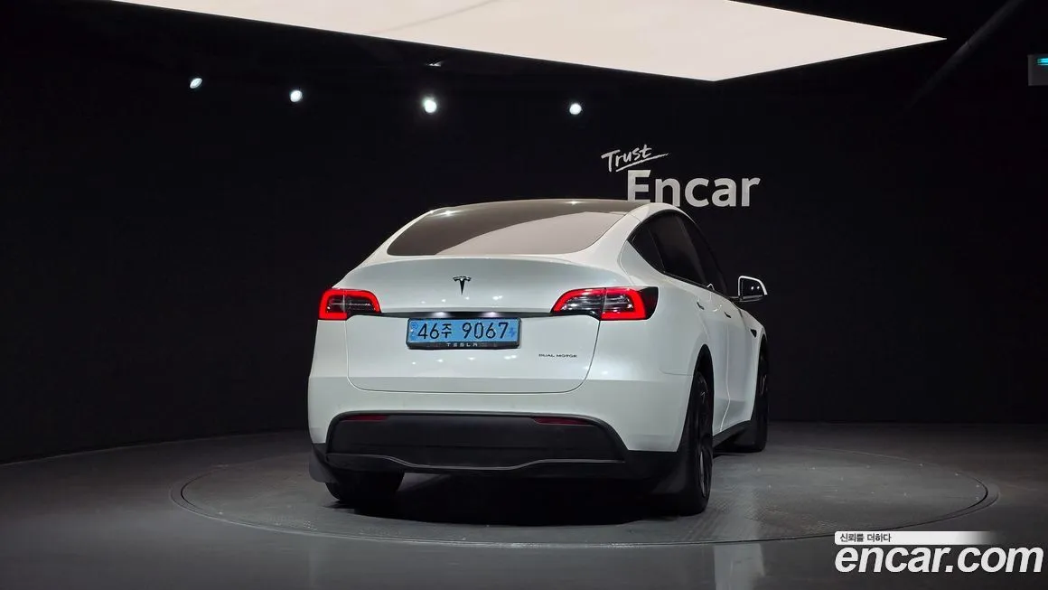 Tesla Model Y — фото 4