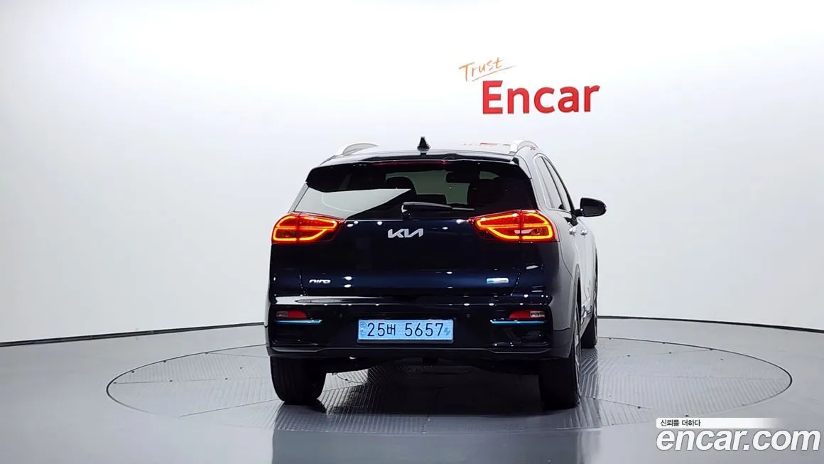 Kia Niro — фото 4