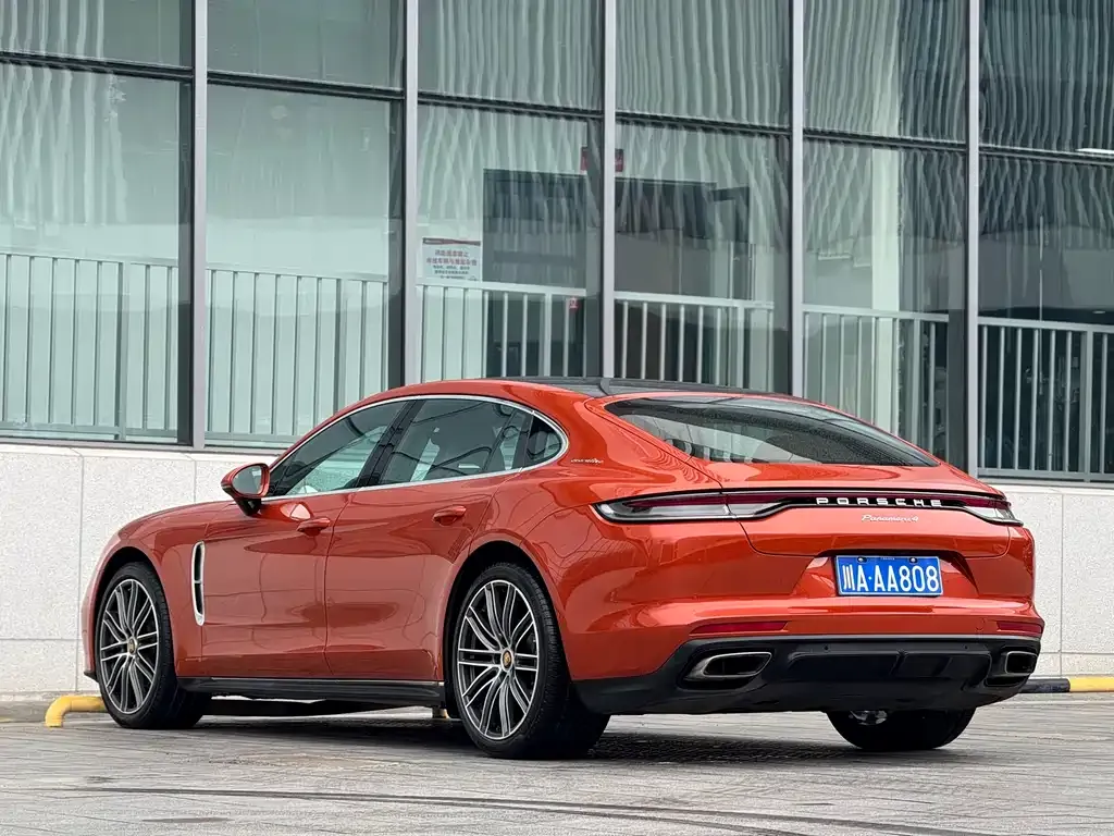 Porsche Panamera — фото 4