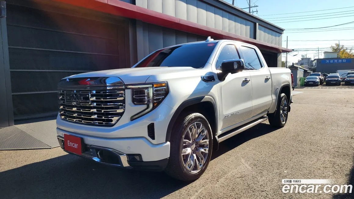 GMC Sierra — фото 1