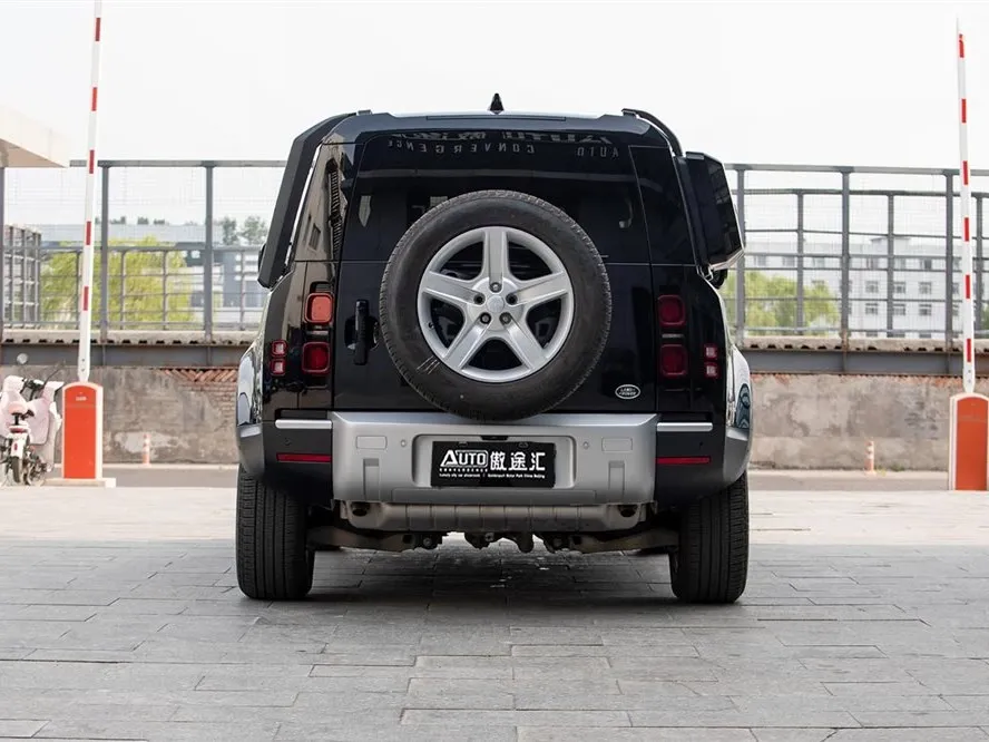 Land Rover Defender — фото 4