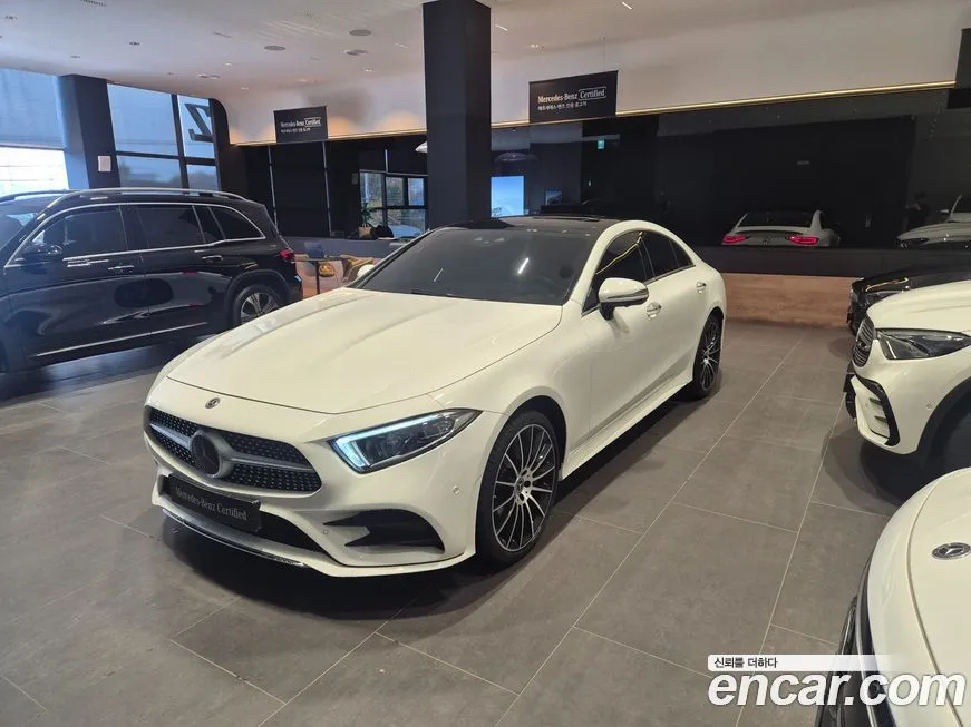 Mercedes-Benz CLS-Class — фото 1