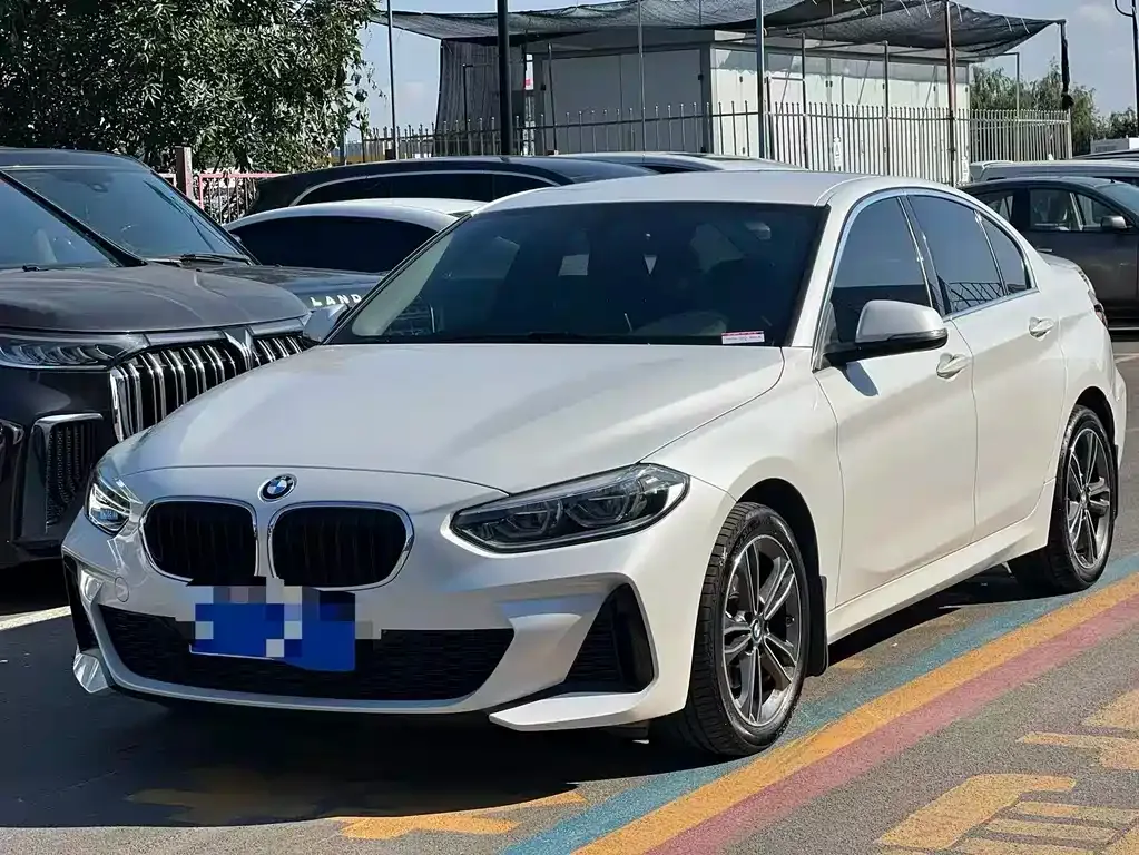 BMW 1 Series — фото 1
