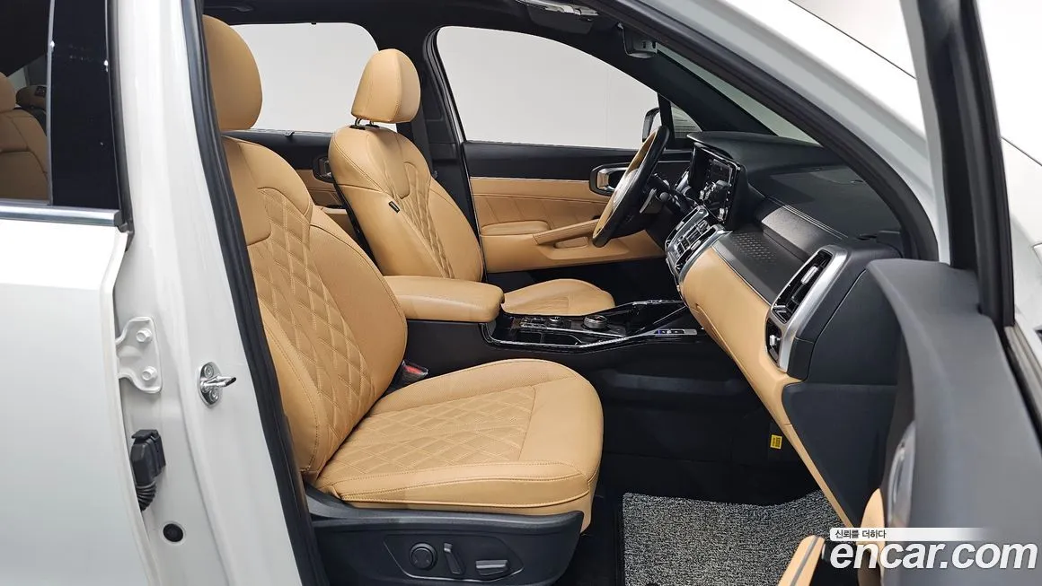 Kia Sorento — фото 10