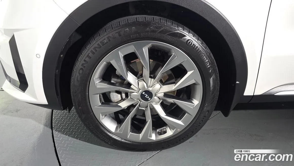 Kia Sorento — фото 5