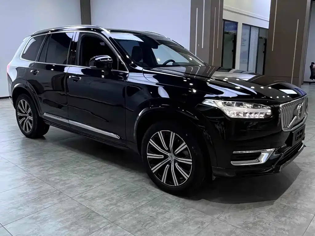 Volvo XC90 — фото 3