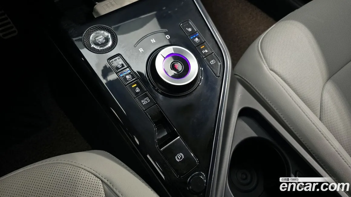 Kia Niro — фото 9