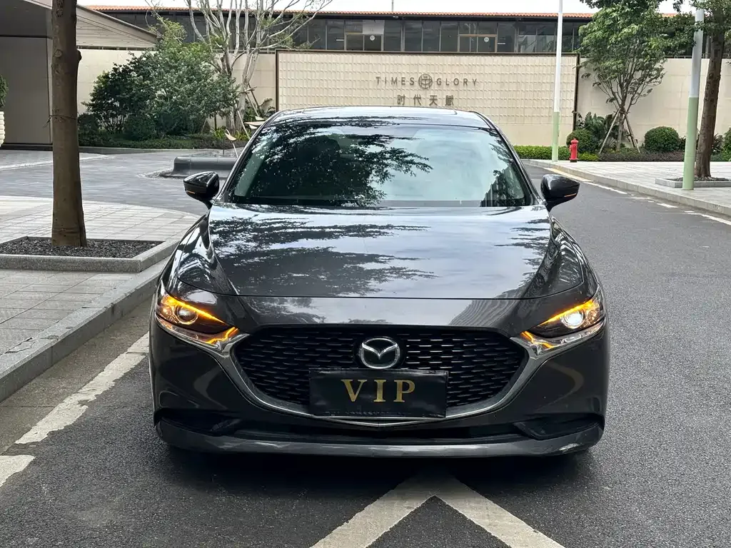 Mazda 3 Axela — фото 3