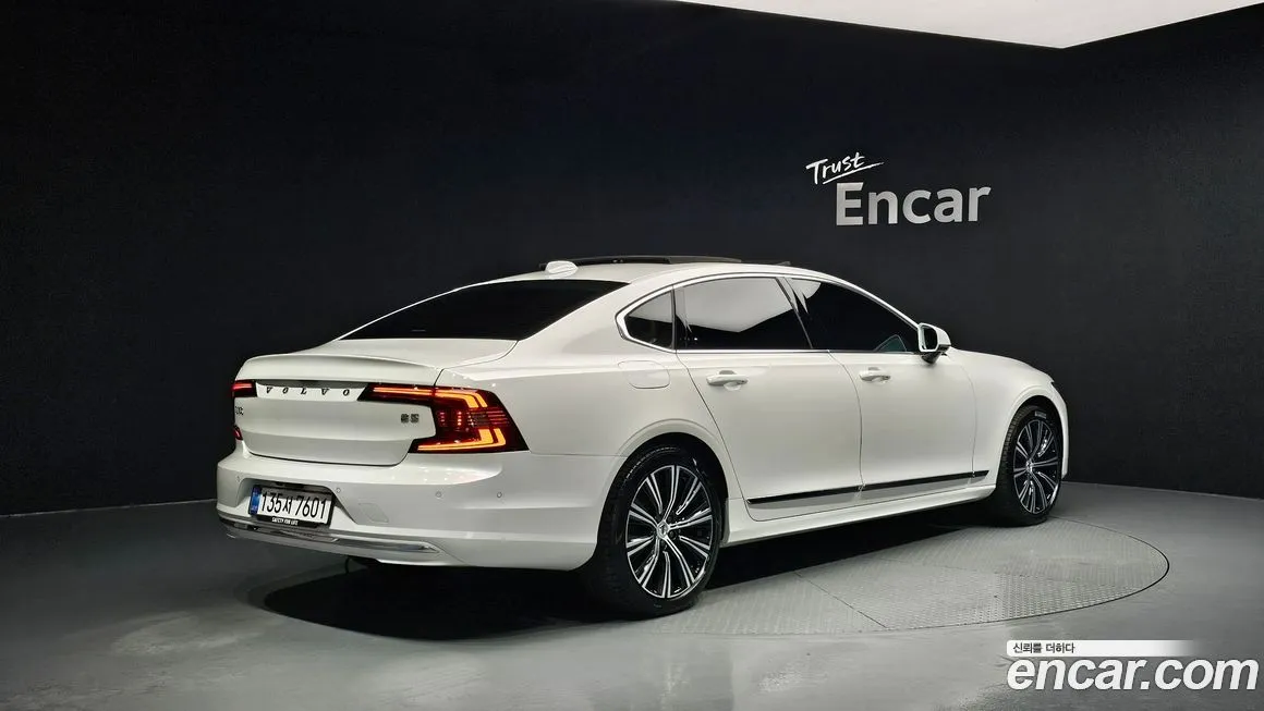 Volvo S90 — фото 2