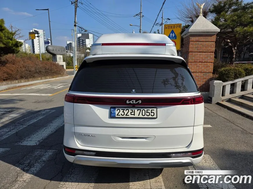 Kia Carnival — фото 4