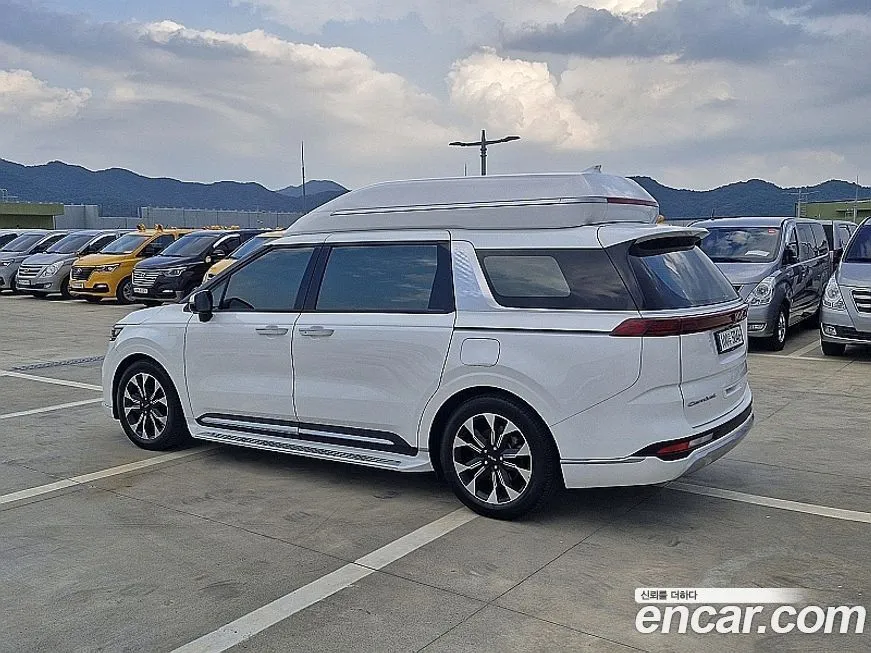 Kia Carnival — фото 5