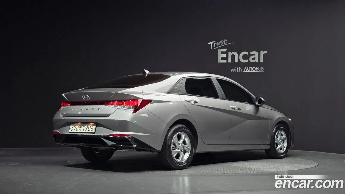 Hyundai AVANTE — фото 2