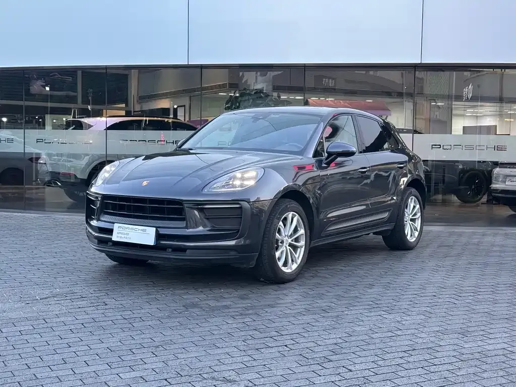 Porsche Macan — фото 1