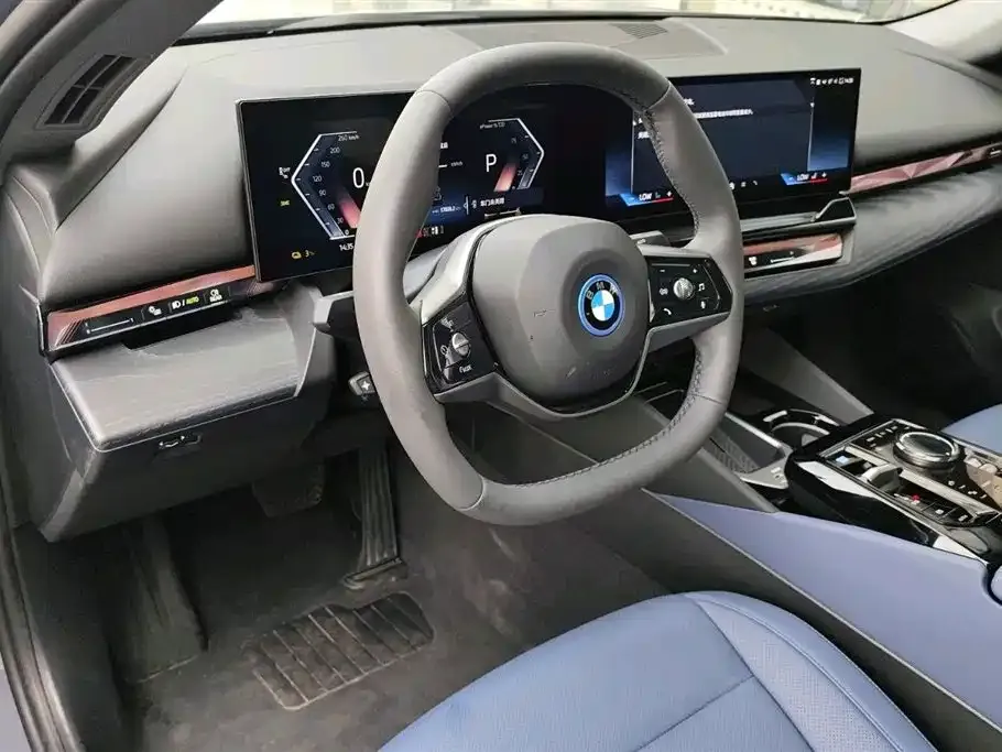 BMW i5 — фото 7