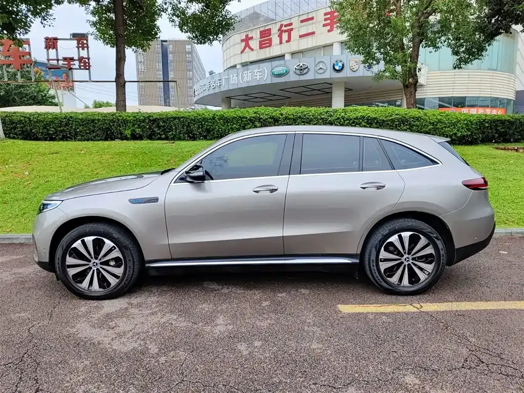 Mercedes-Benz EQC — фото 3