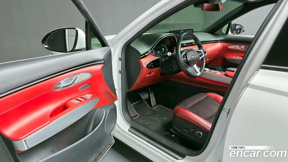 Genesis GV70 — фото 10