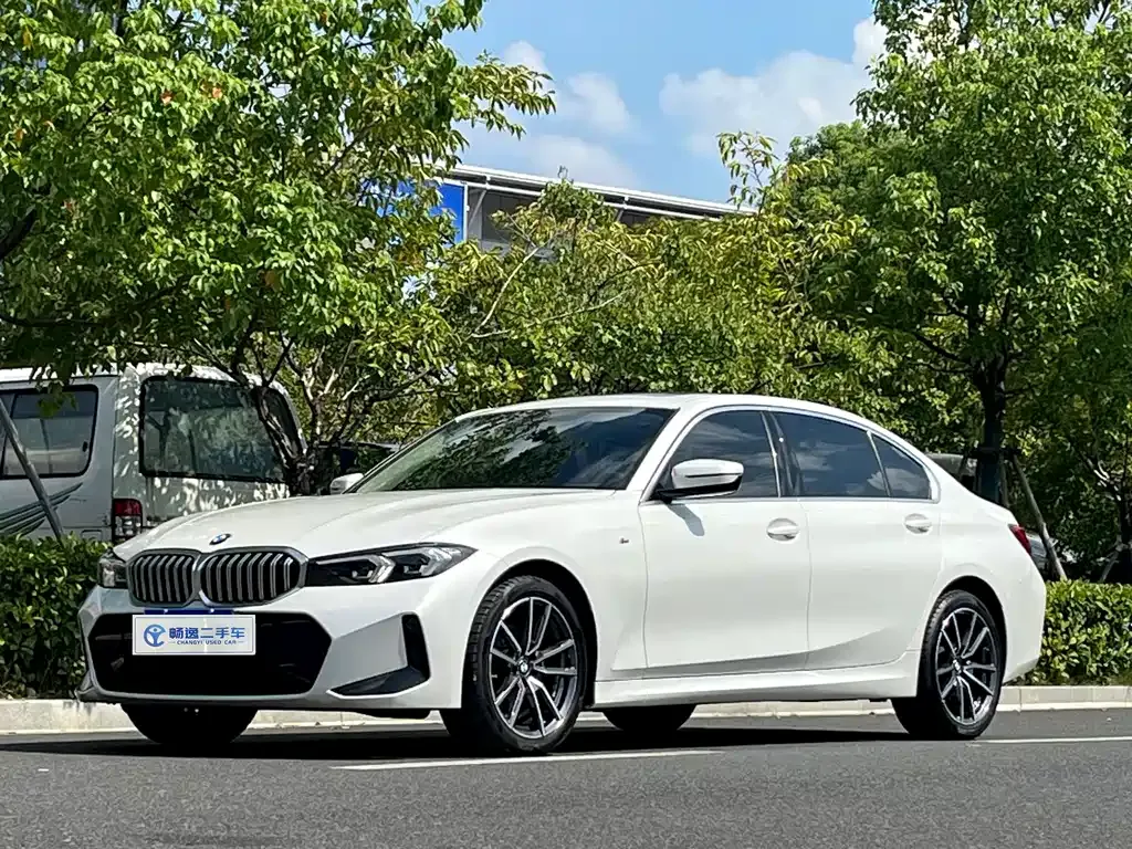 BMW 3 Series — фото 1