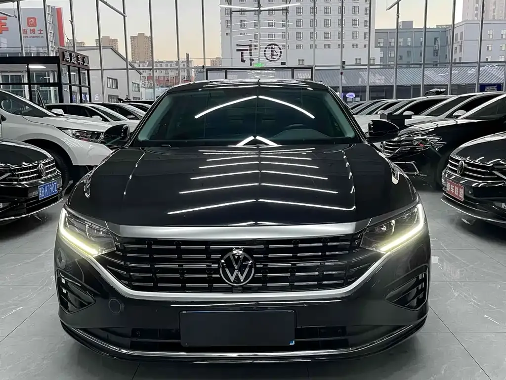 Volkswagen Passat — фото 2