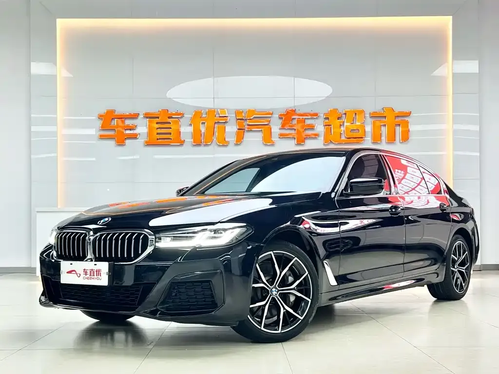 BMW 5 Series — фото 1