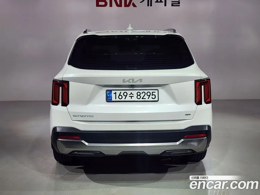 Kia Sorento — фото 5
