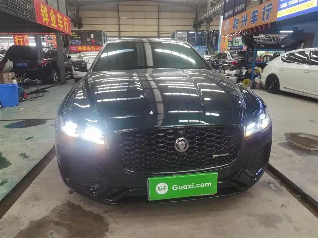 Jaguar XFL — фото 3