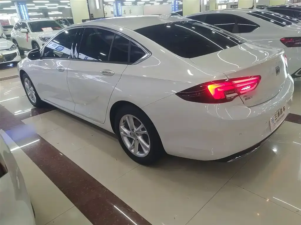 Buick Regal — фото 6