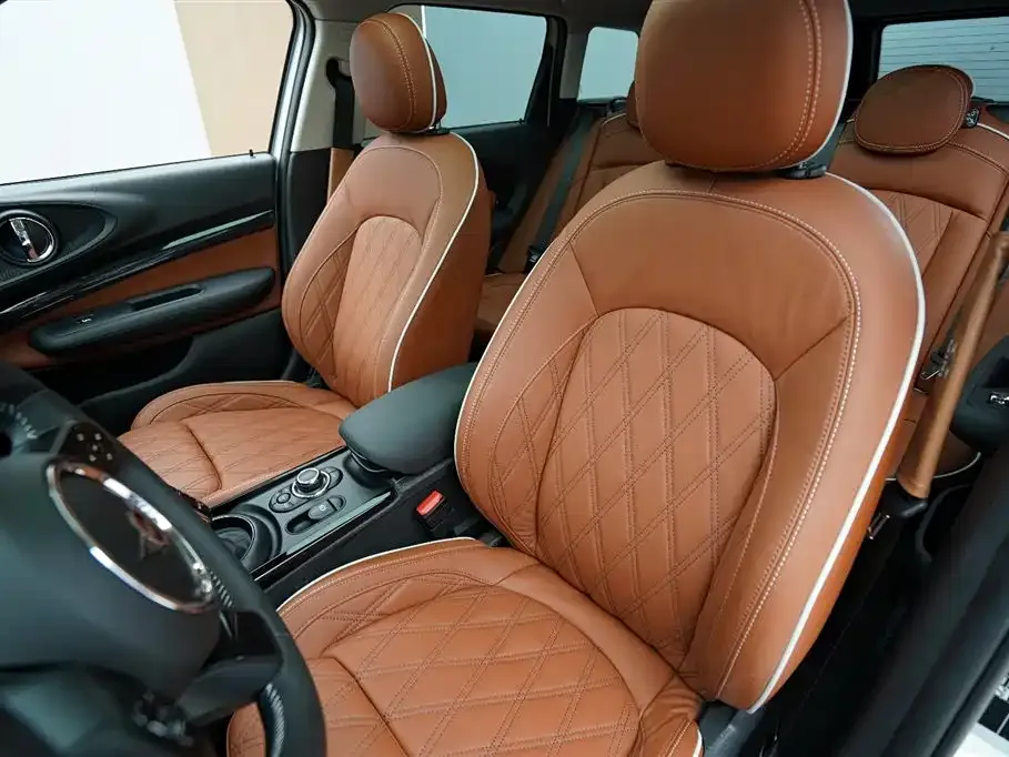 MINI Clubman — фото 4