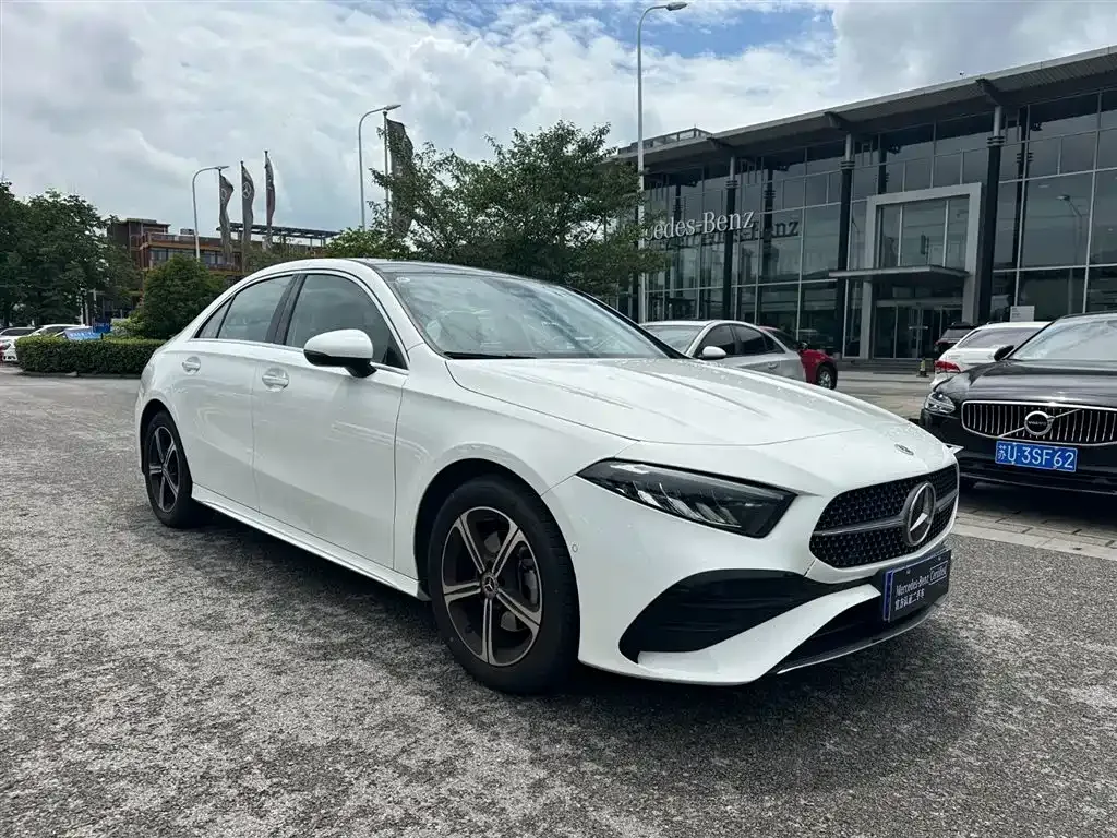Mercedes-Benz A-Class — фото 4