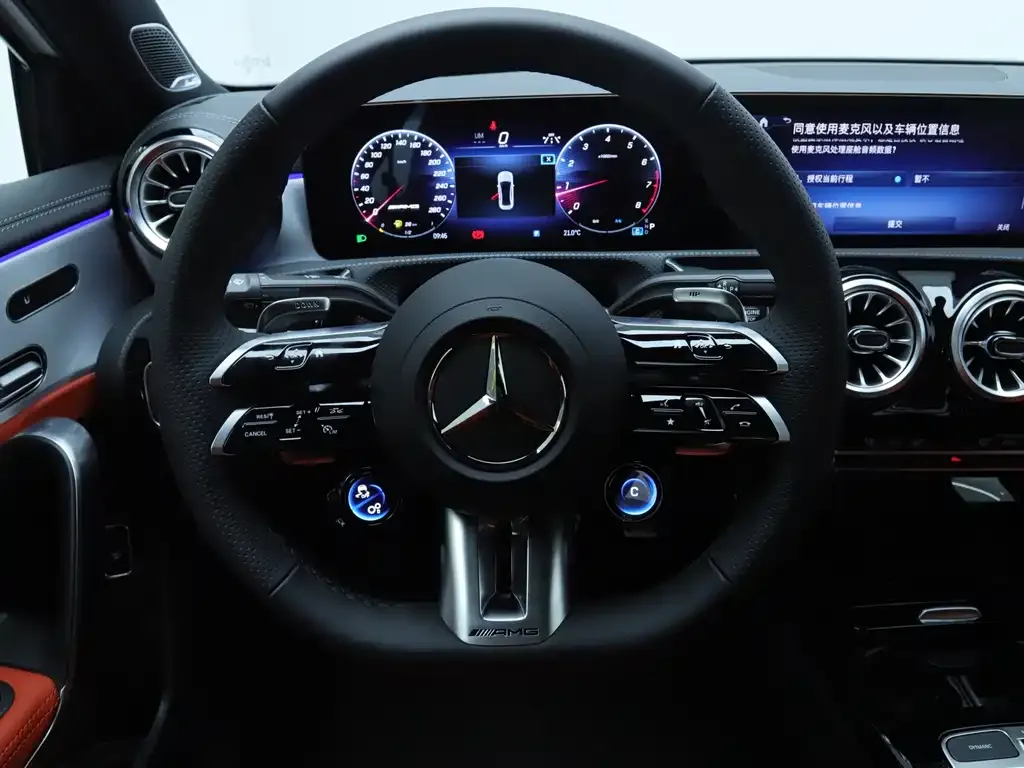 Mercedes-Benz A-Class AMG — фото 9