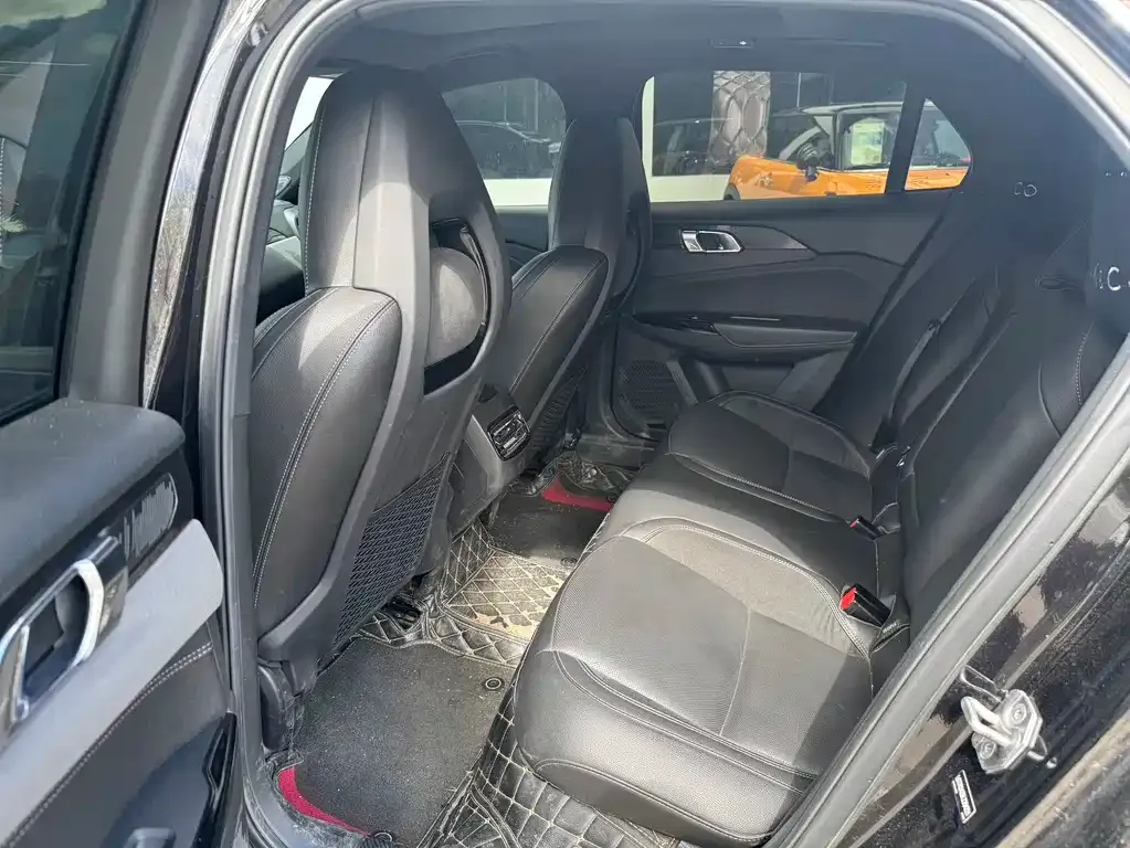 Lynk & Co 03 — фото 3