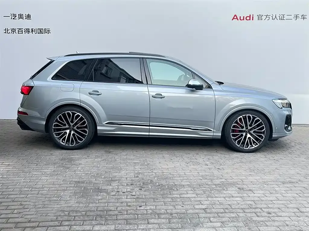 Audi SQ7 — фото 3