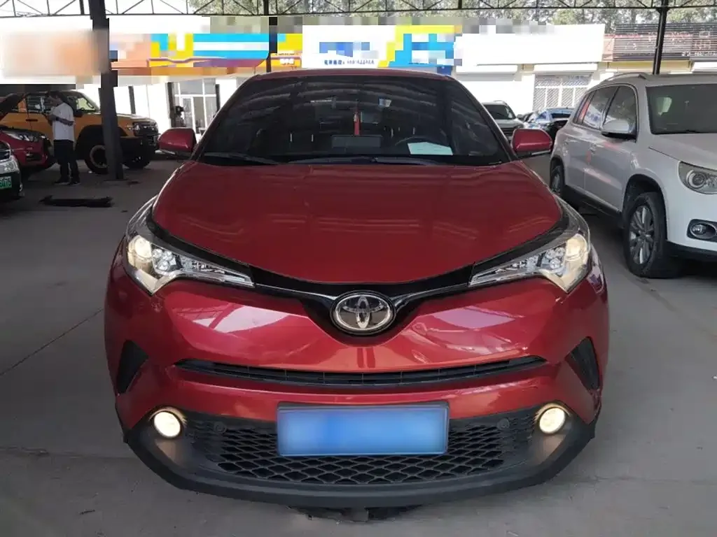 Toyota C-HR — фото 3