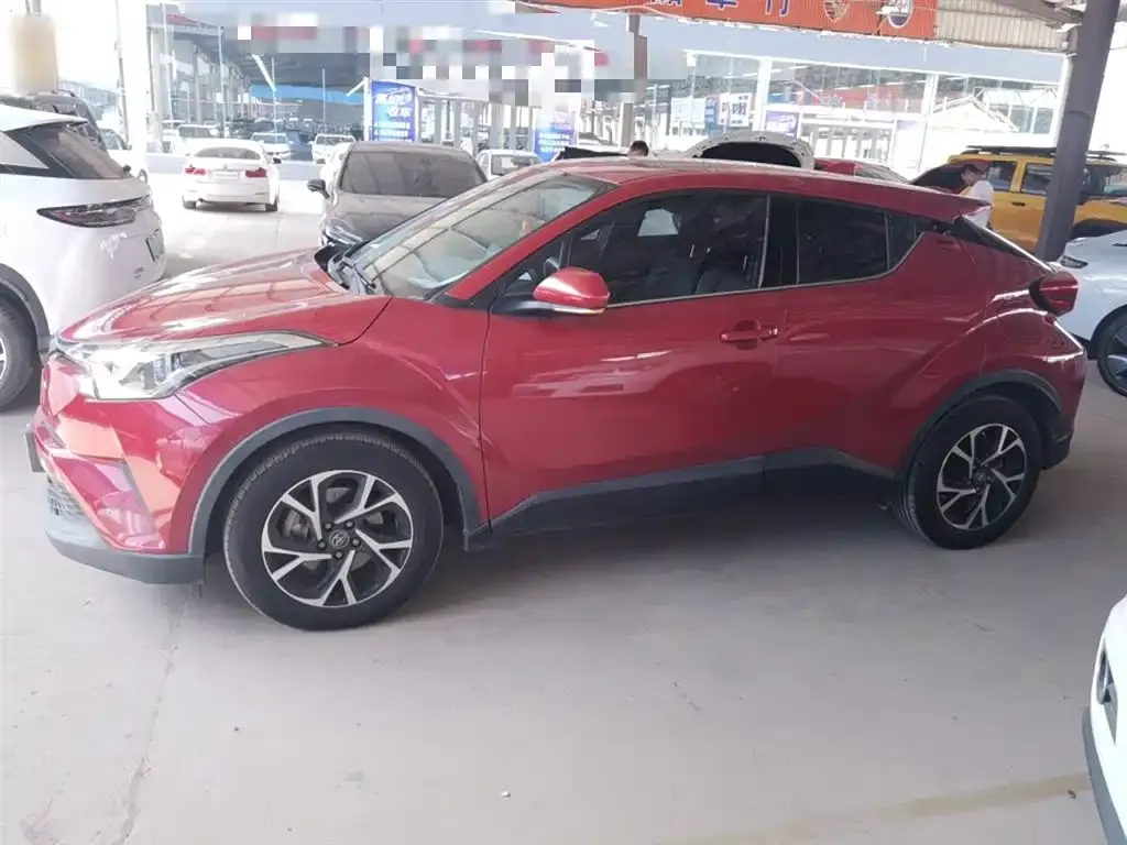 Toyota C-HR — фото 5