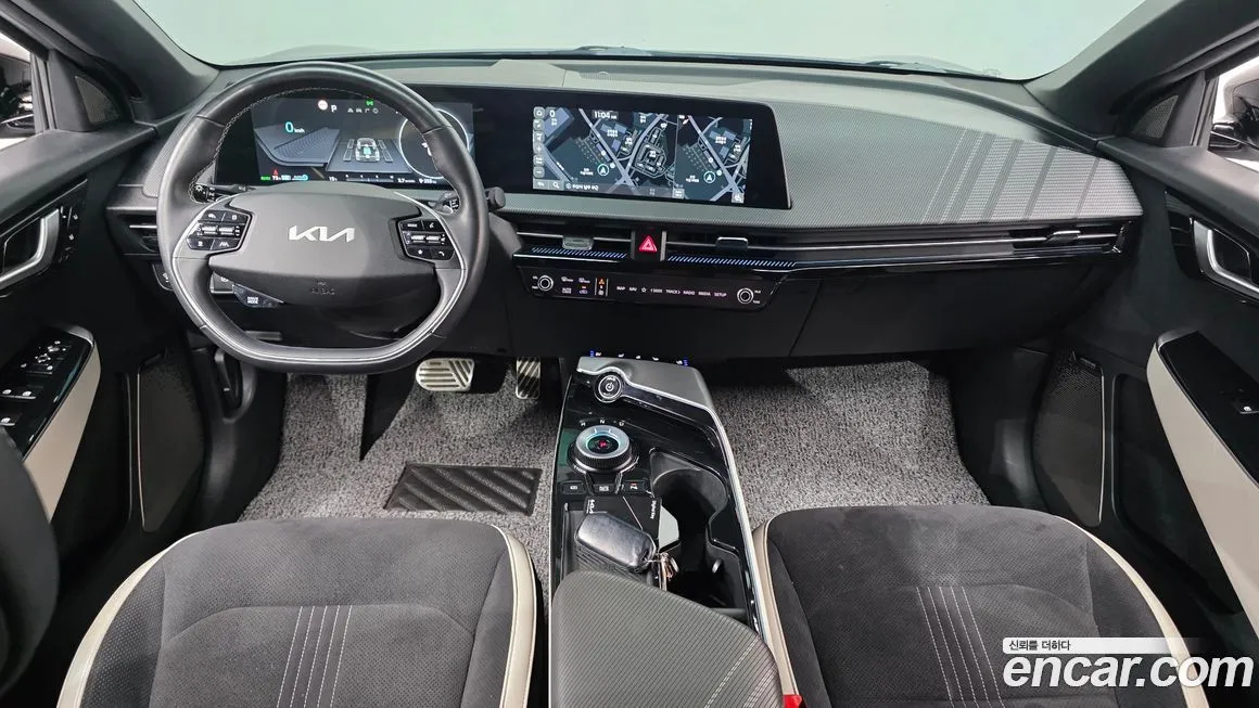 Kia EV6 — фото 7
