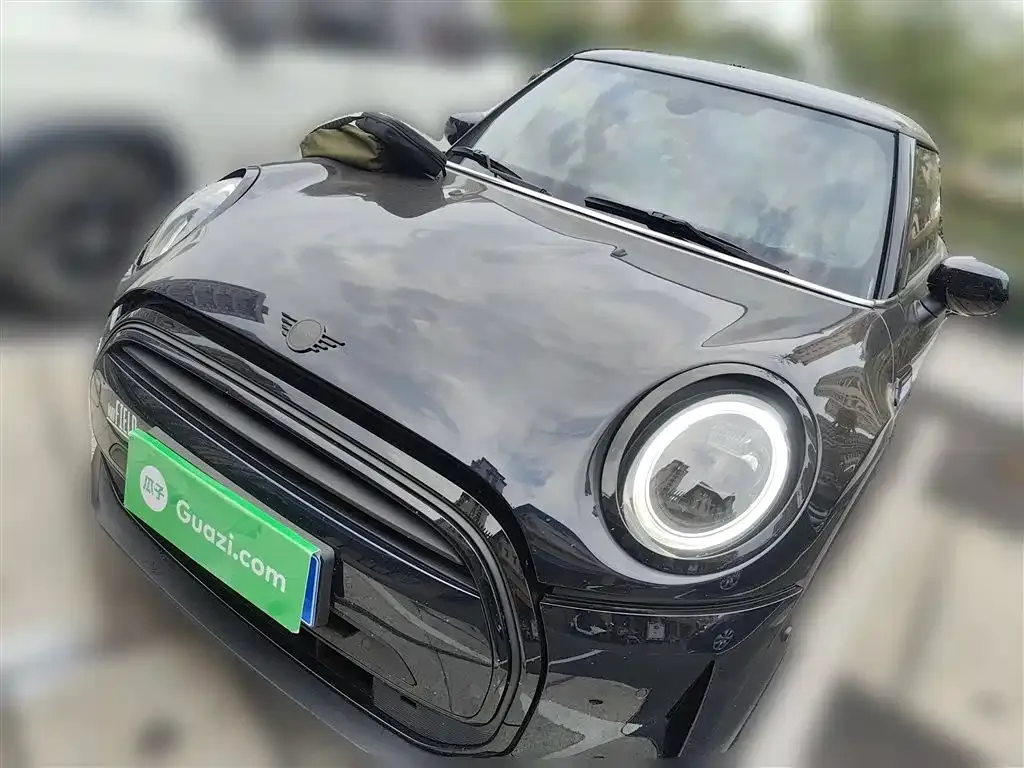 MINI Cooper (3-door) — фото 1