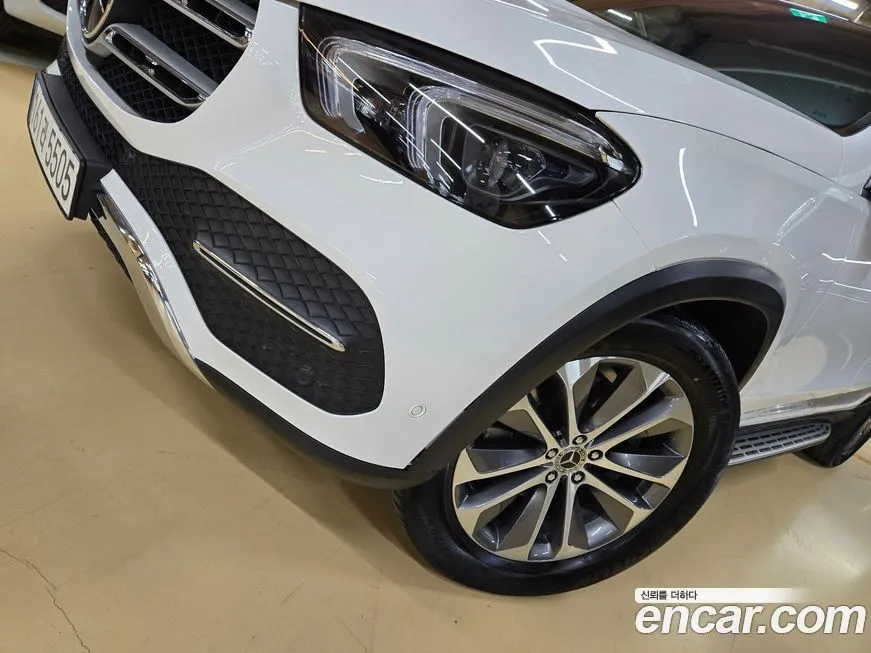 Mercedes-Benz GLE-Class — фото 3