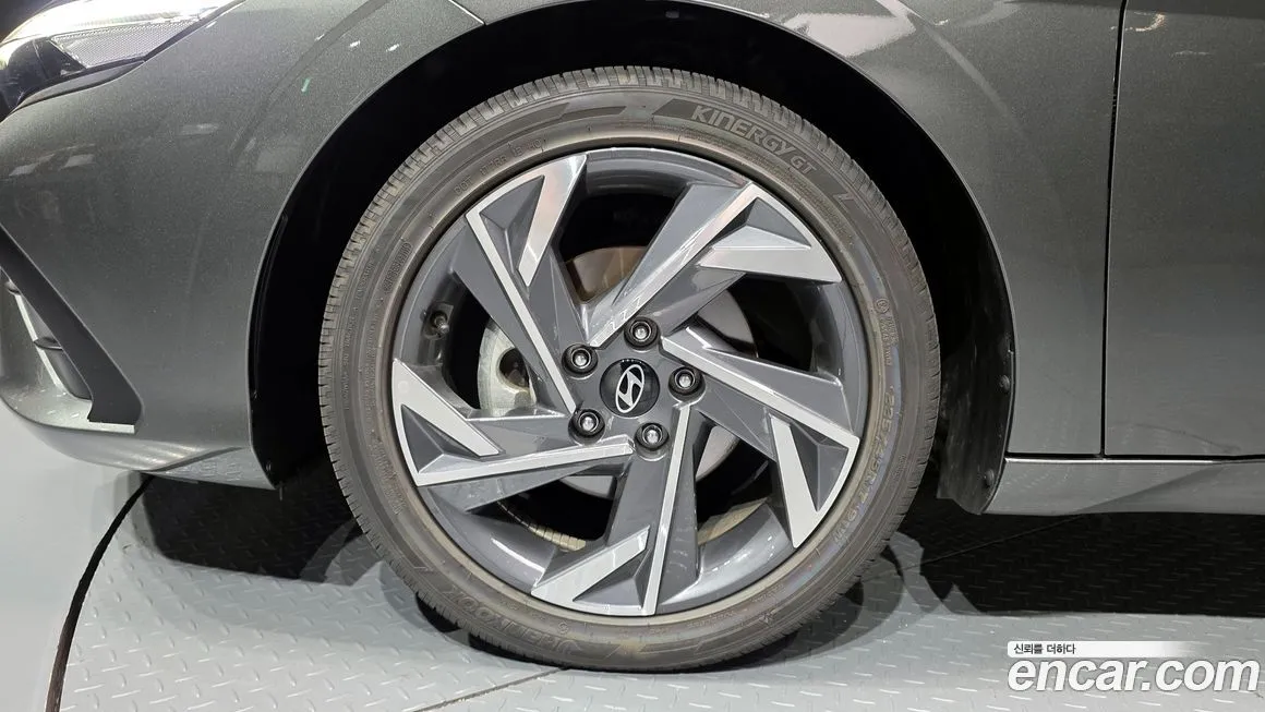 Hyundai AVANTE — фото 5