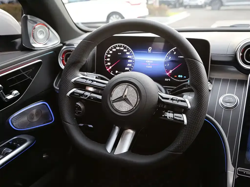 Mercedes-Benz C-Class — фото 5