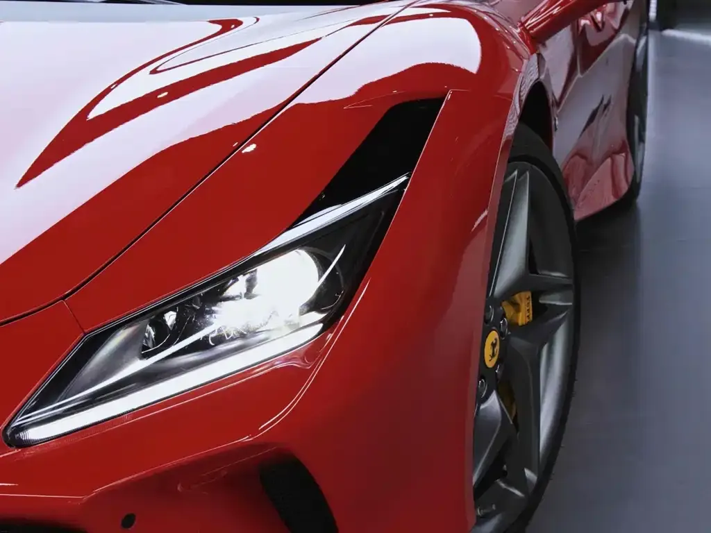 Ferrari F8 — фото 7